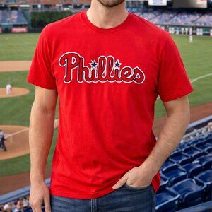 Philadelphia Phillies red T-shirt  XL men's graphic baseball tee short sleeves